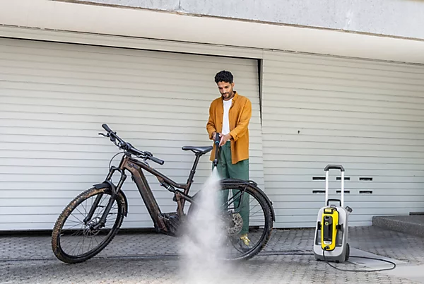 Premium Battery Set Mobile Cleaner.